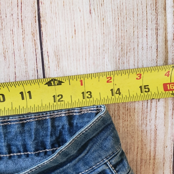 Levis shorty short - Picture 9 of 12